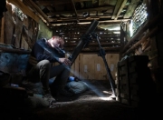 欧盟向乌克兰输送百亿援助 地缘政治立场却显露动摇