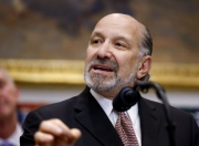 美国商务部长据悉会晤主要建商 推动降低购房成本