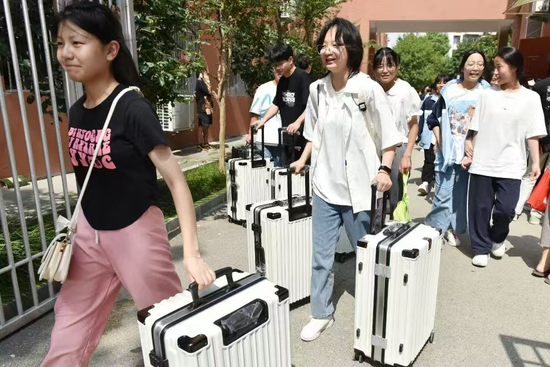 4000个拉杆箱免费送，第二十六届“箱约文王”再度启航！ 第12张