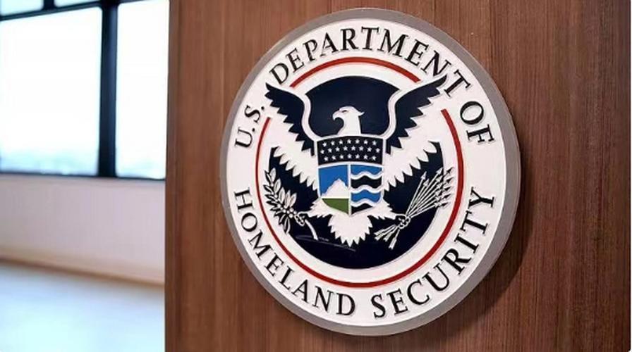 临时拨款到期 美国土安全部将于13日晚停摆 第1张